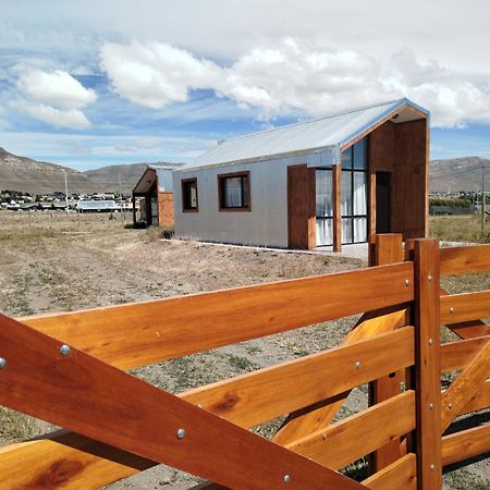 Casa A Estrenar! Muy Cerca De La Terminal De Bus Leilighet El Calafate Eksteriør bilde